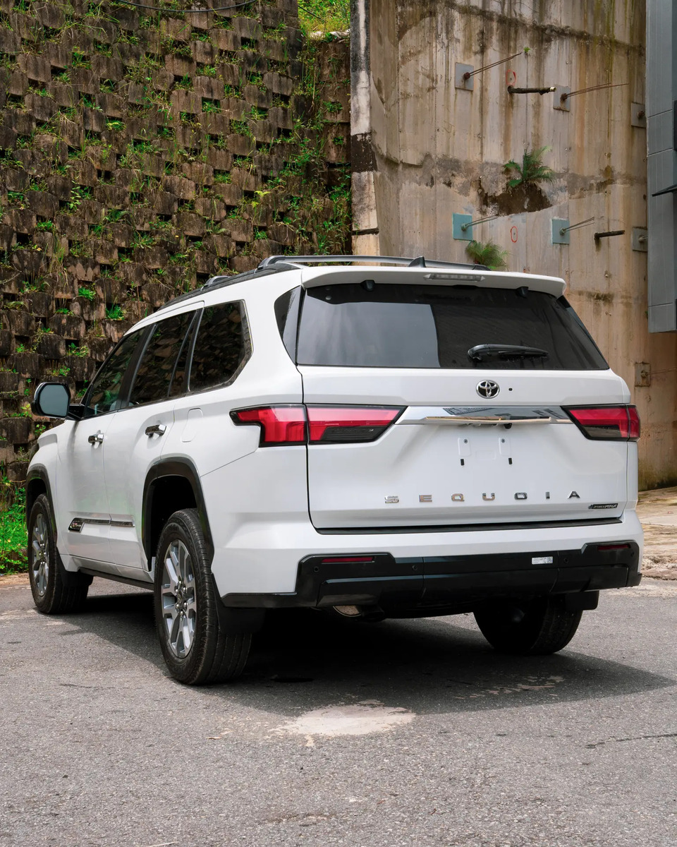 Toyota Sequoia 1794 Edition · foto 8