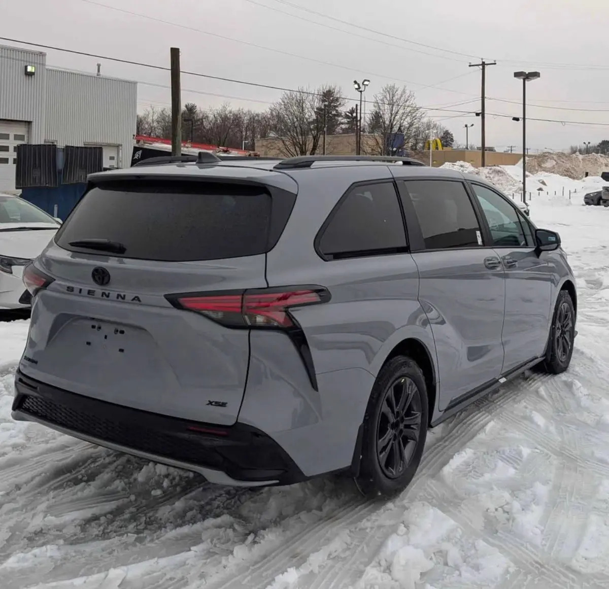 Toyota Sienna Xse · foto 2