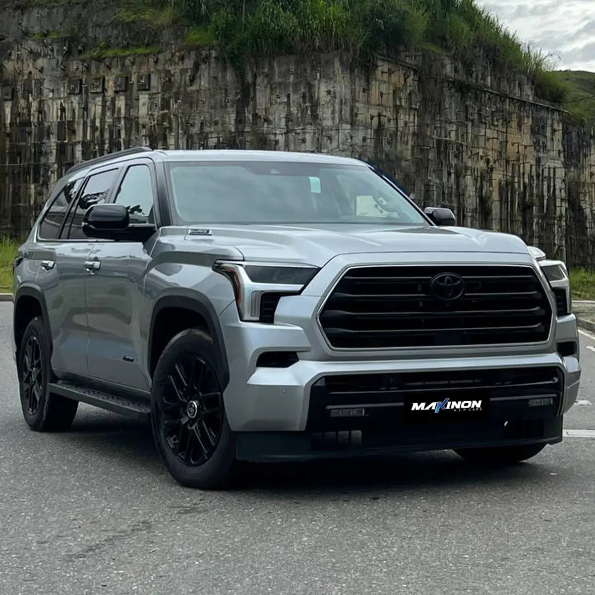 Toyota Sequoia 3.5 V6 Limited 4×4 2026 en Makinon VIP Cars Medellín
