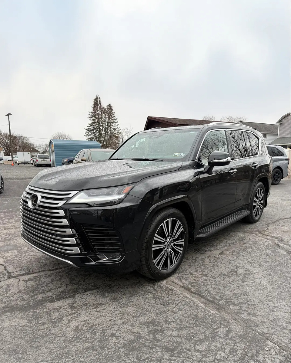 Lexus Lx 700h Luxury 2026 en Makinon VIP Cars Medellín