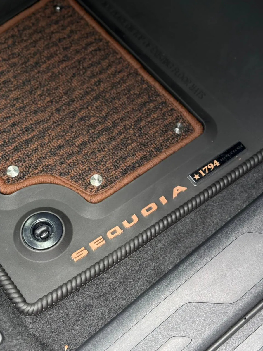 Toyota Sequoia 1794 Edition · foto 5
