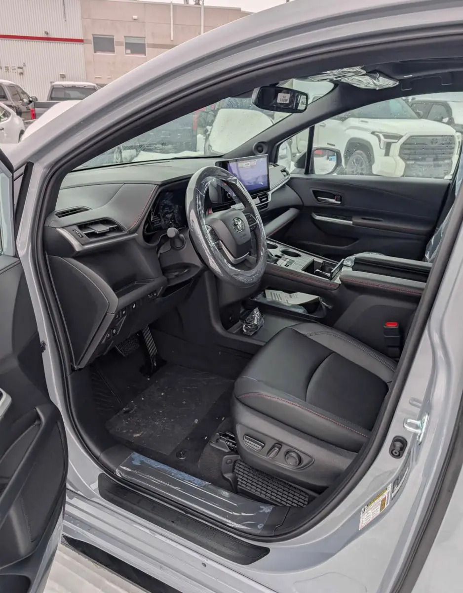 Toyota Sienna Xse · foto 4