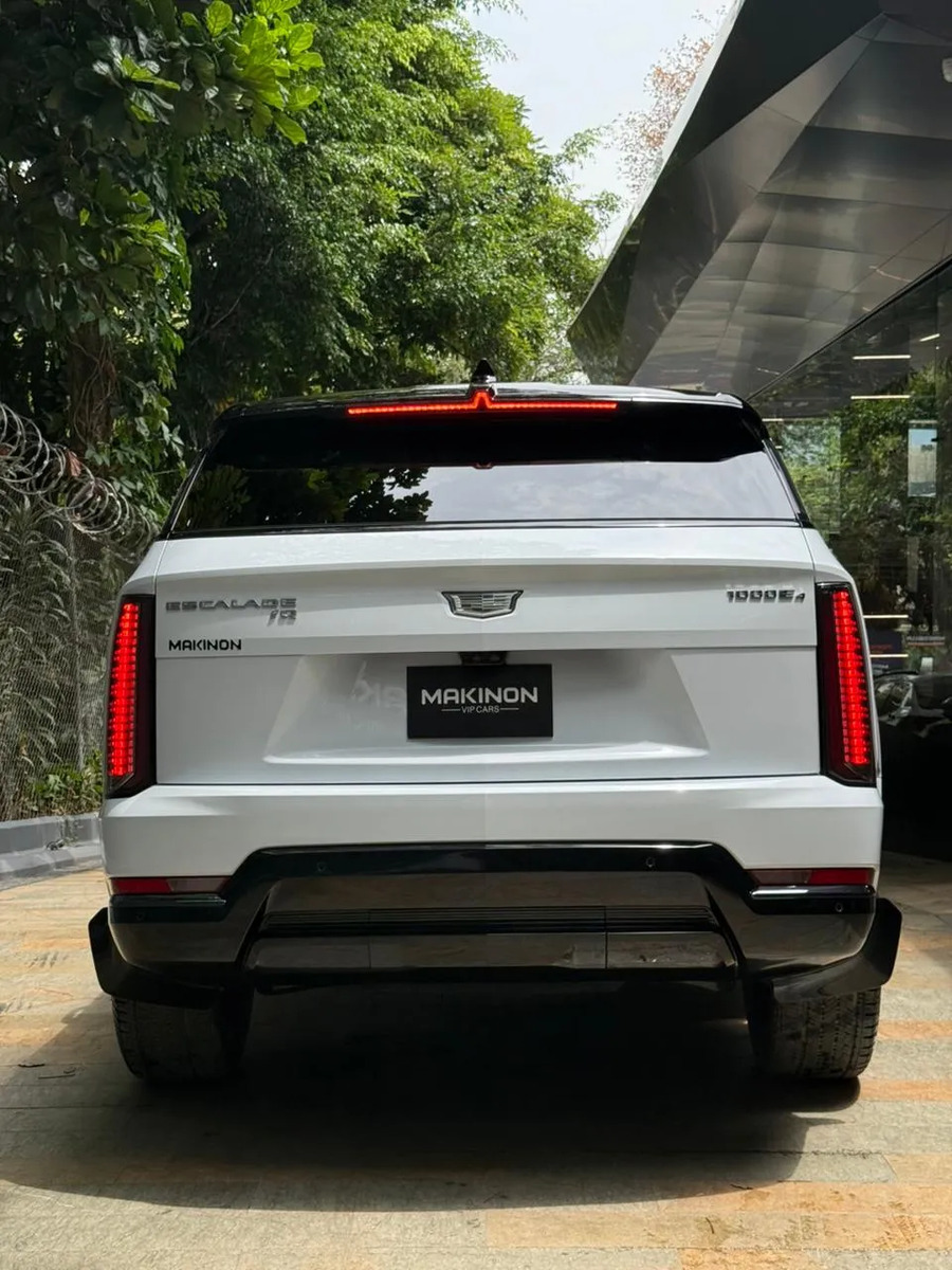Cadillac Escalade IQ Sport 2 · foto 3