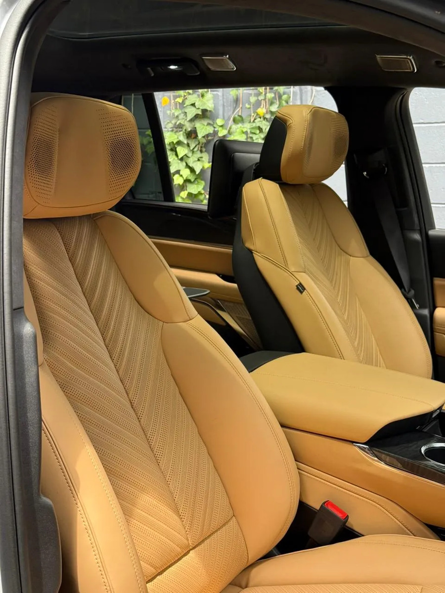 Cadillac Escalade IQ Sport 2 · foto 5