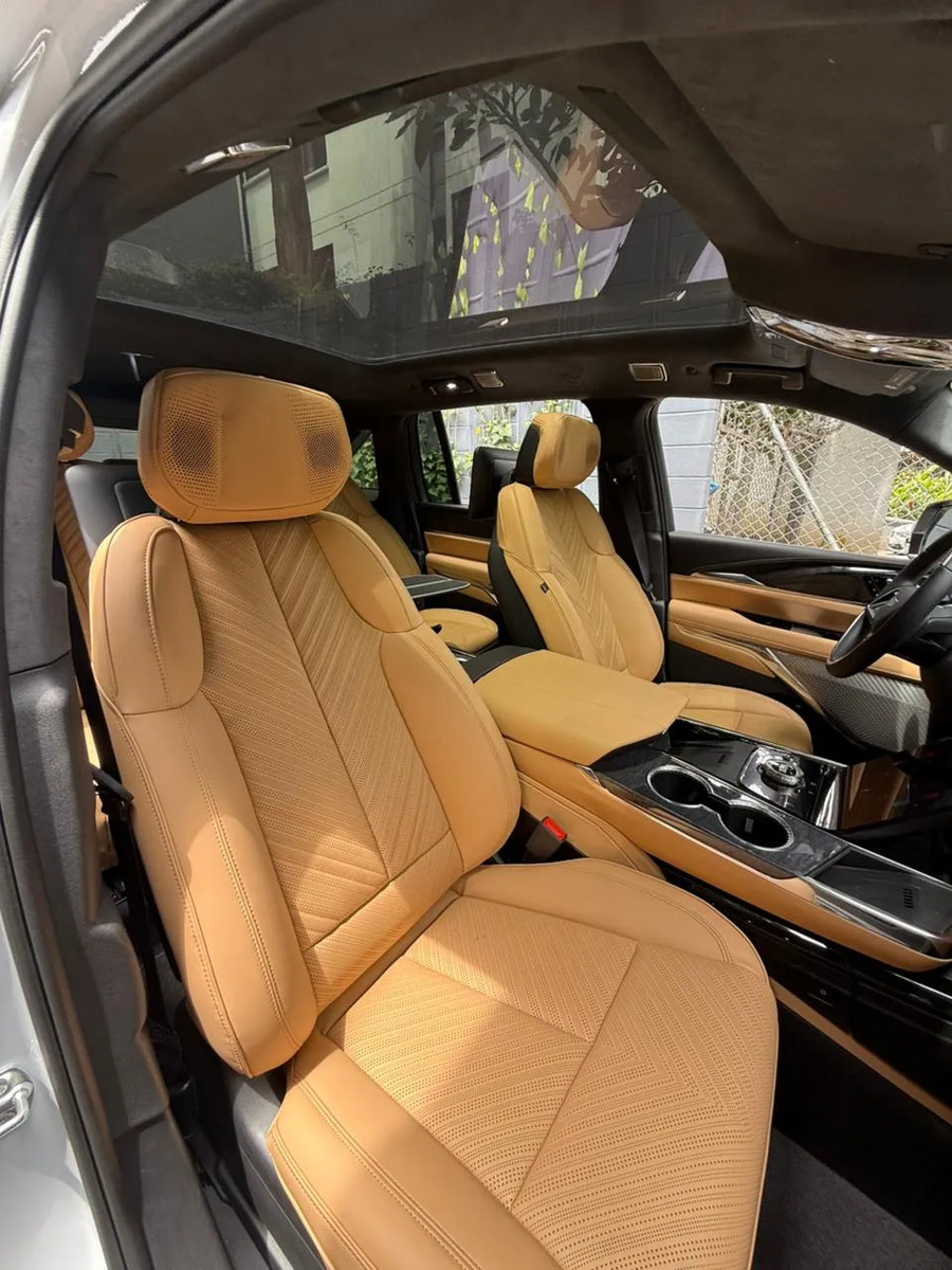 Cadillac Escalade IQ Sport 2 · foto 10