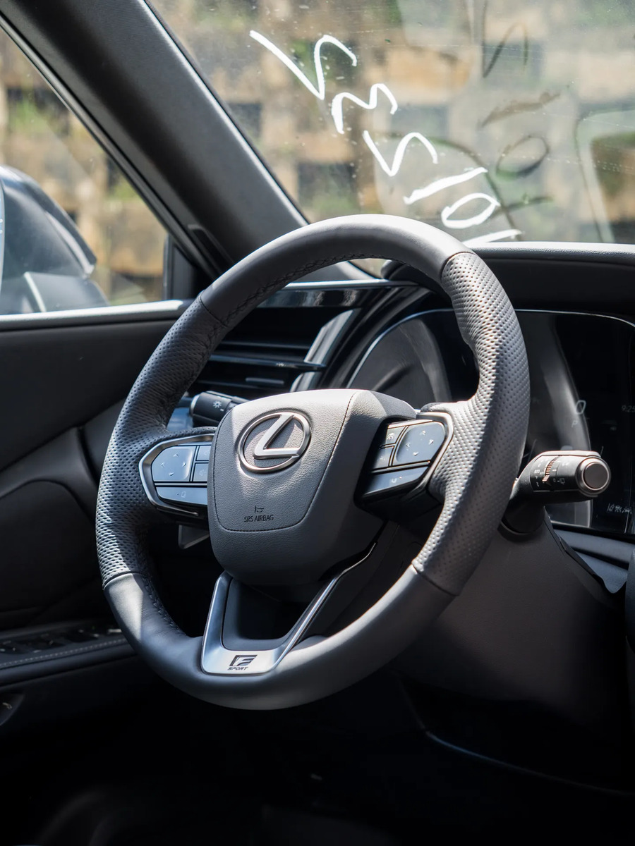 Lexus TX 500h F Sport Performance · foto 7