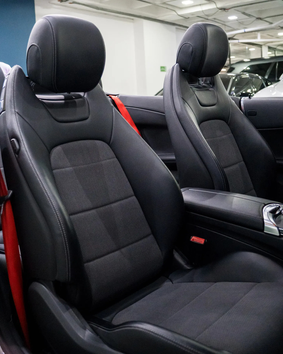 Mercedes-Benz Clase C 2.0 Cabriolet · foto 7
