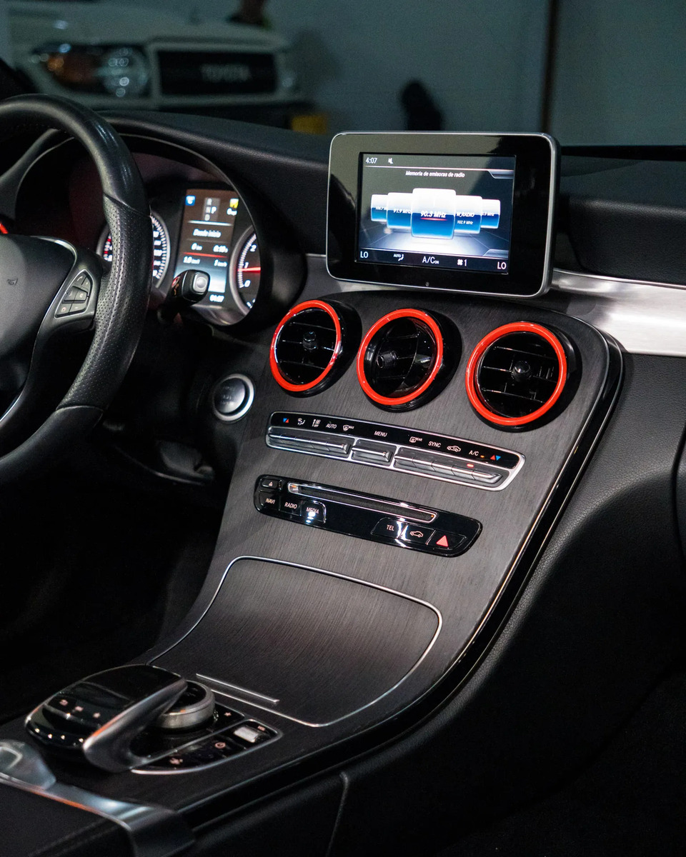 Mercedes-Benz Clase C 2.0 Cabriolet · foto 9