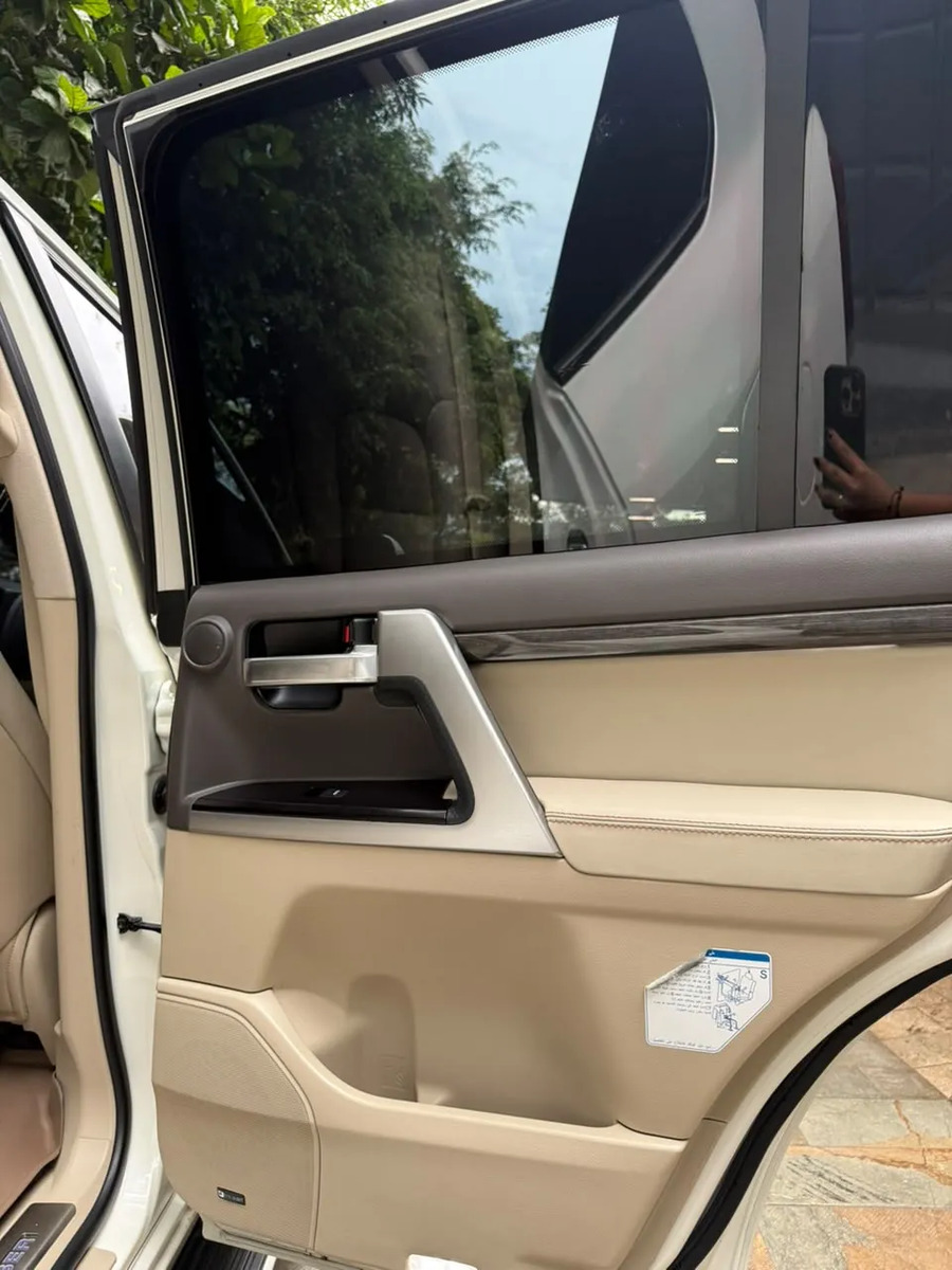 Toyota Land Cruiser VX.S V8 B2+ · foto 11