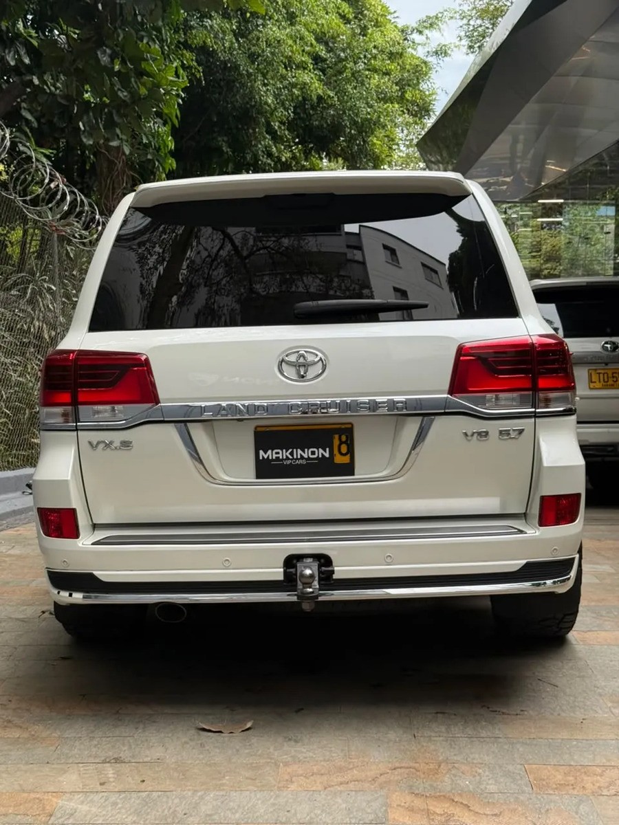 Toyota Land Cruiser VX.S V8 B2+ · foto 13