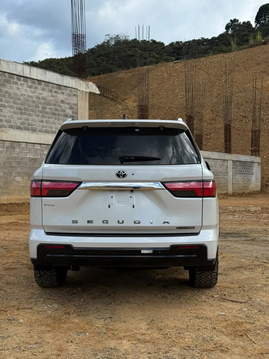 Toyota Sequoia 1794 Edition Trd Off-road · foto 3