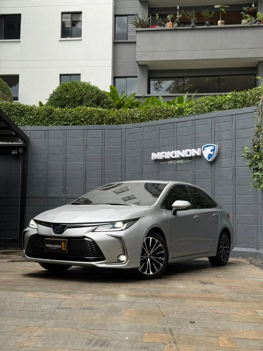 Toyota Corolla 1.8 HEV SEG B2+ 2026 en Makinon VIP Cars Medellín