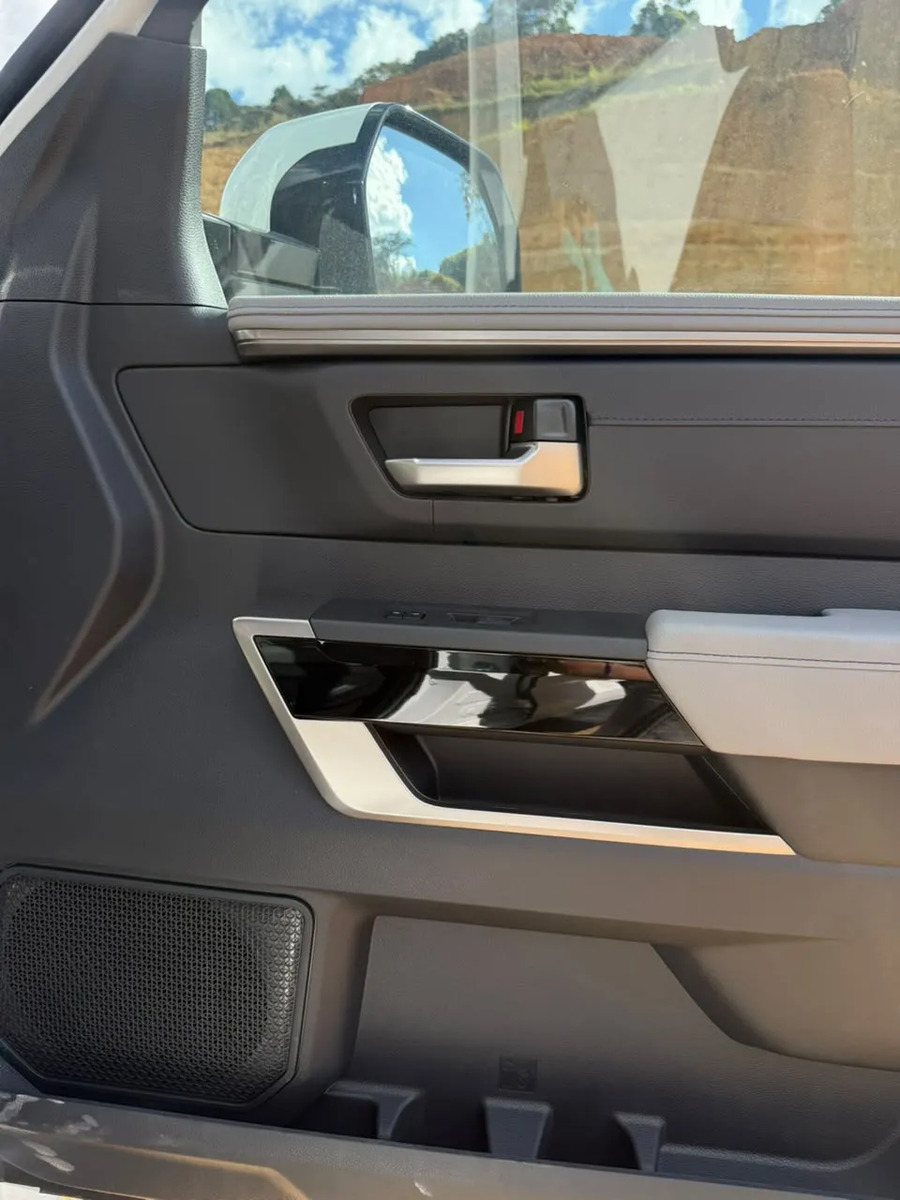 Toyota Sequoia 3.5 V6 Limited 4×4 · foto 6