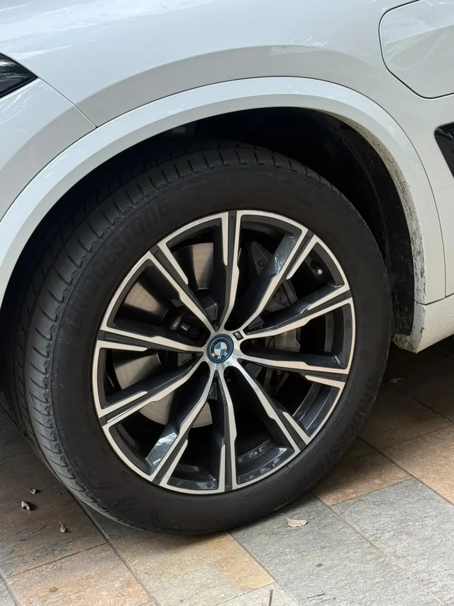 BMW X5 xDrive50e Edición M · foto 2